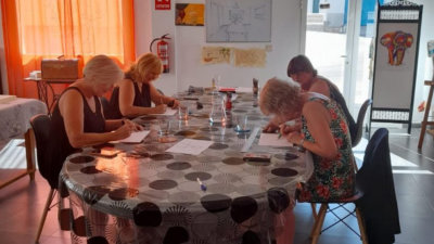Art classes great and make new friends